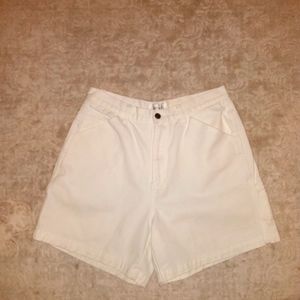 Vintage Chadwicks Cargo white painters  denim shorts size 14